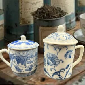 2 Oriental Blue and White Tea Cups with Lids